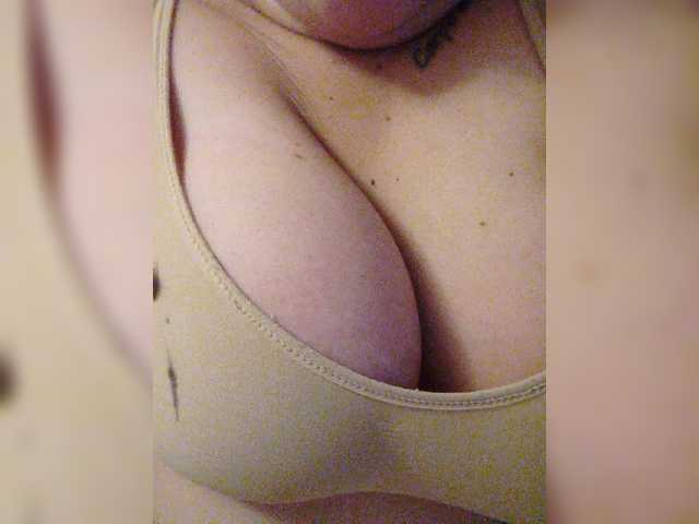 Fotoğraflar big7boob7s .Pregnant I collect tokens)