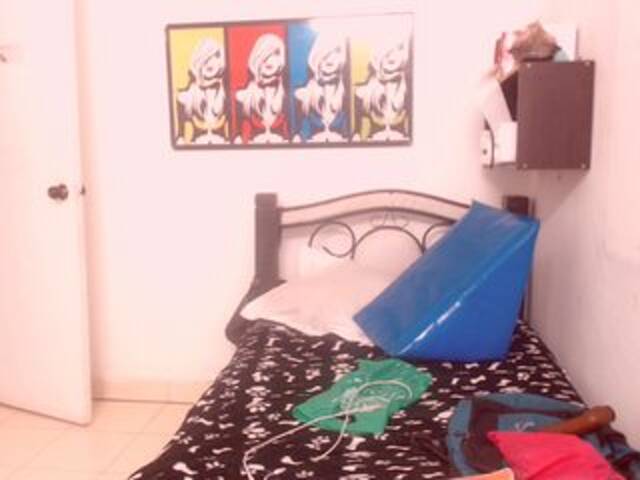 Yayın ekran görüntüleri BigBustyBlack