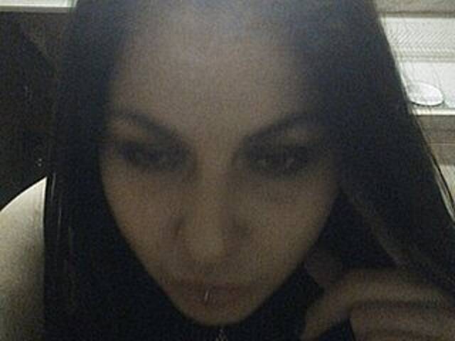 Yayın ekran görüntüleri BlackLuxeCat