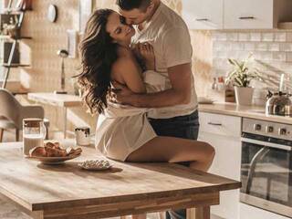 Erotik görüntülü sohbet BlackWedding