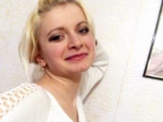 Erotik görüntülü sohbet blondanya