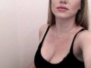 Erotik görüntülü sohbet blondddina