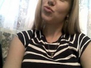 Erotik görüntülü sohbet blondddina7