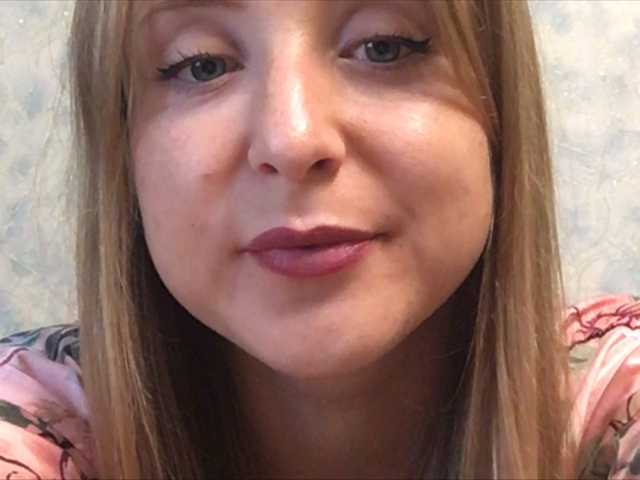 Yayın ekran görüntüleri blonde-kisses