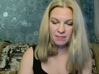 Erotik görüntülü sohbet BlondeFox