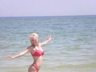 Erotik görüntülü sohbet blondinka96