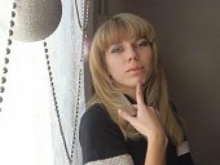 Erotik görüntülü sohbet blondlora