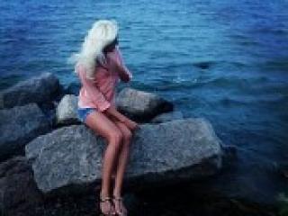 Erotik görüntülü sohbet blondygirl2