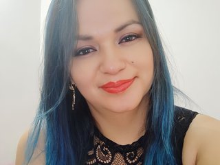 Erotik görüntülü sohbet Blueeva