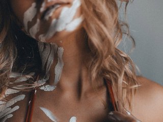 Erotik görüntülü sohbet BombonSweeth
