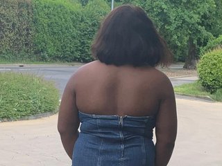 Erotik görüntülü sohbet Bonbonaumiel