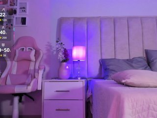 Erotik görüntülü sohbet EllaThorne