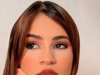 Erotik görüntülü sohbet BRANDI-LOVEN