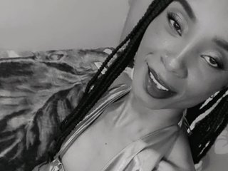 Erotik görüntülü sohbet brianitahunterr