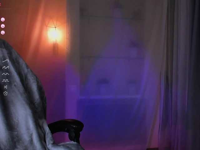 Fotoğraflar BriannaLovia welcome in my room♥i love feel u vibrations @remain ♥SWEET AND DEEP BJ♥