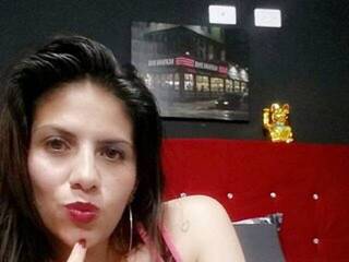 Erotik görüntülü sohbet britneycandy5