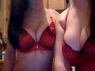 Erotik görüntülü sohbet brynetki