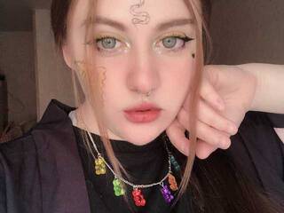 Erotik görüntülü sohbet bugss-bunnyy