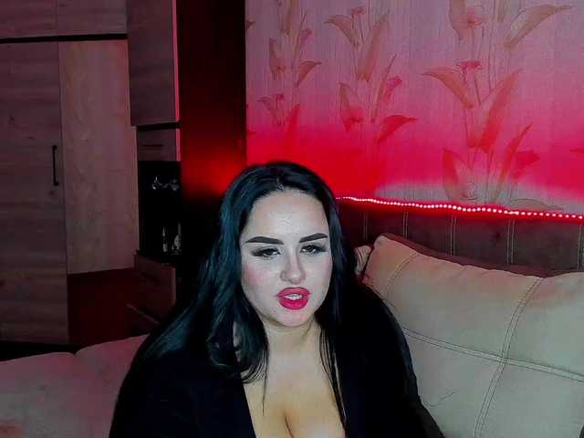 Fotoğraflar BustyAngell Hi, I'm Alexandra, glad to see you on my stream! Lowents 1 level from 2 -10 tokens 2nd level from 10-50 tokens 3 level from 50-100 current Level 4 from 100-200 tokens, maximum vibration with a duration per minute