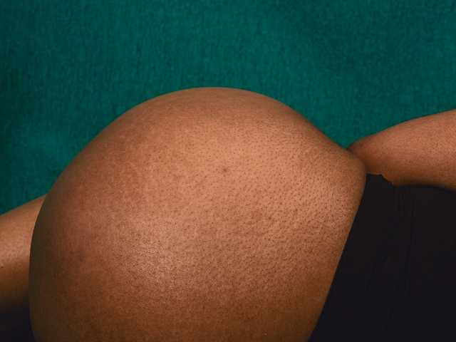Profilin fotoğrafı bustyboobsxxll