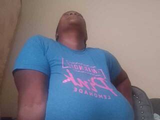 Erotik görüntülü sohbet BustyDee