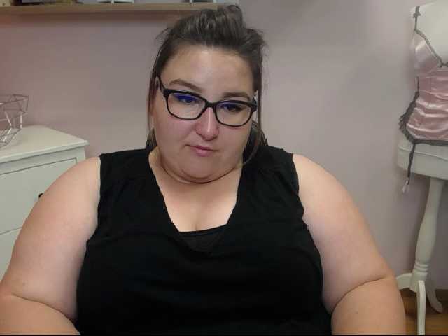 Yayın ekran görüntüleri bustyLEXX