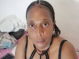 Erotik görüntülü sohbet Bustylove27