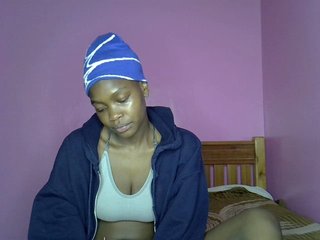 Erotik görüntülü sohbet C-trisha