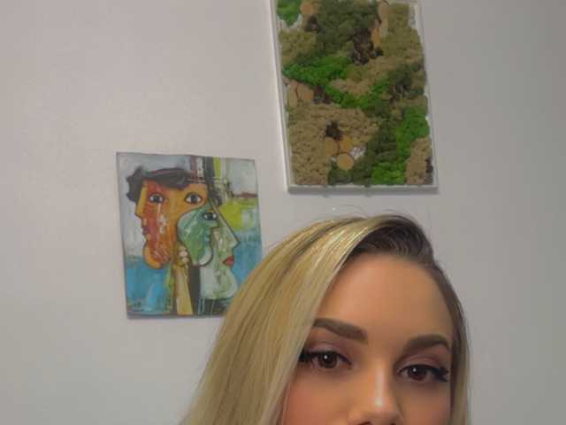 Profilin fotoğrafı CallmeAnna