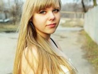Erotik görüntülü sohbet camella
