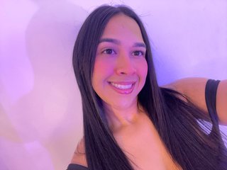 Erotik görüntülü sohbet Camila_Fox