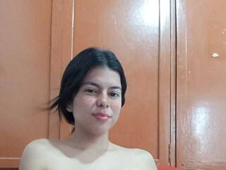 Erotik görüntülü sohbet camila18a