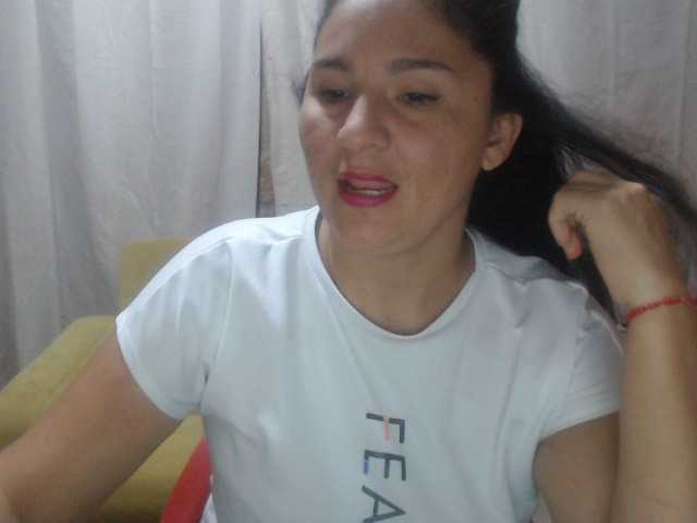 Yayın ekran görüntüleri Camilaa23