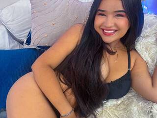 Erotik görüntülü sohbet CamilaRioss