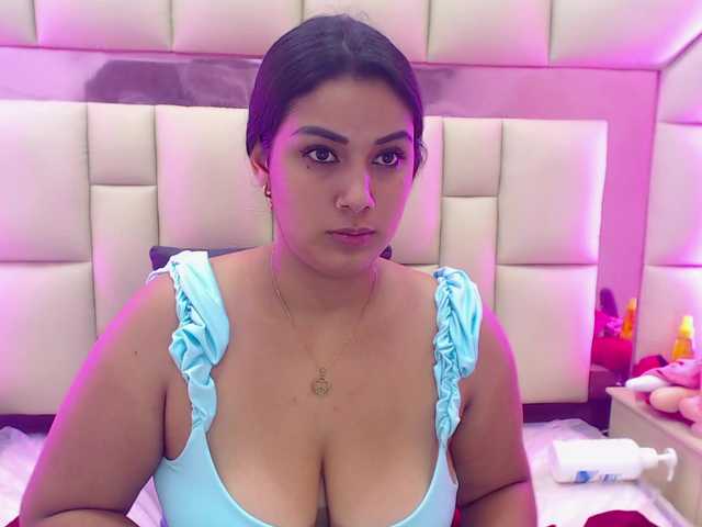 Fotoğraflar CamilaSmith LET'S START A GOOD WEEK TOGETHER!! ♥ GOAL: FUCK ME WITH MY BIG DILDO MY MEATY PUSSY! 560 TKN ♥