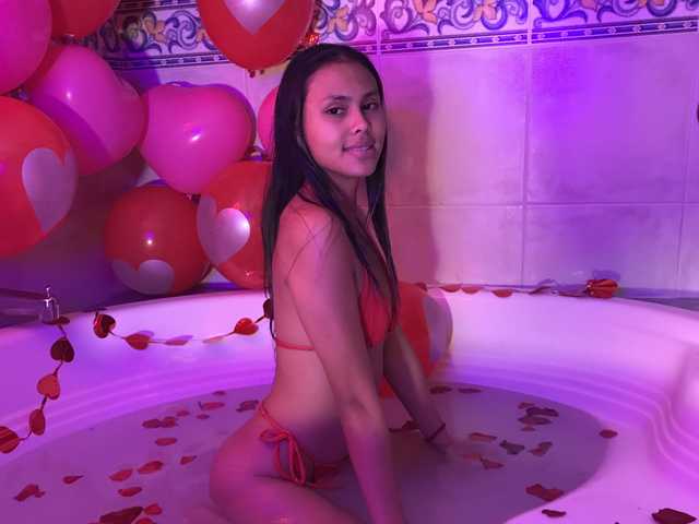 Profilin fotoğrafı CamiyJenn