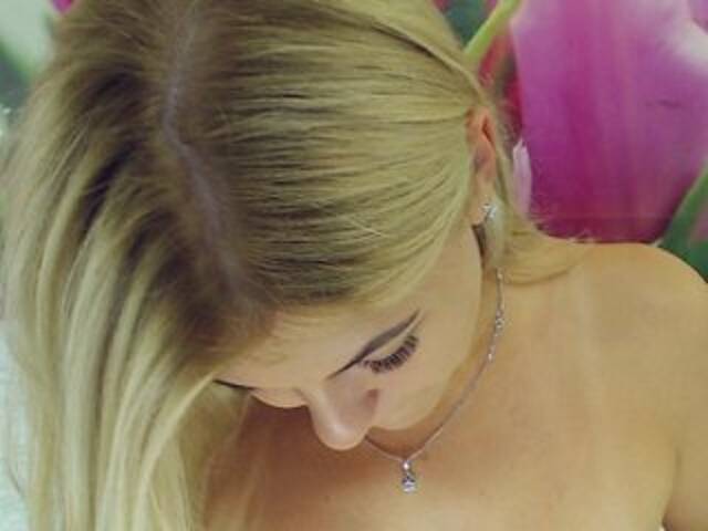 Yayın ekran görüntüleri CamomillaG