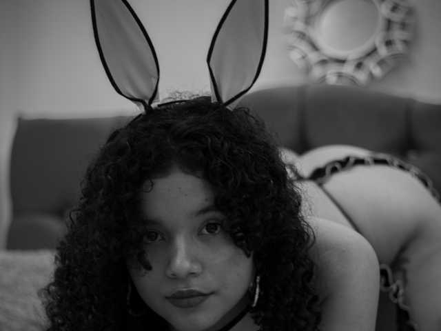 Profilin fotoğrafı Candy-Curvyn