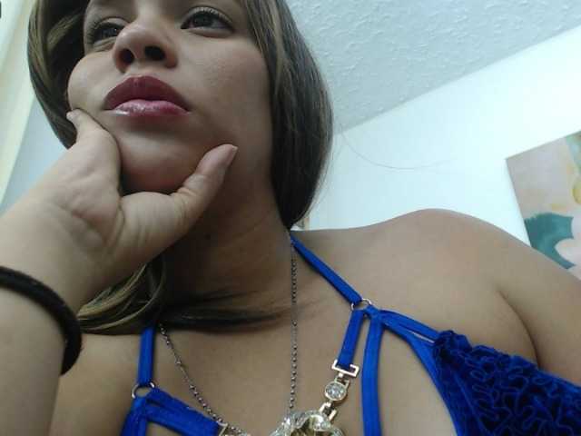 Yayın ekran görüntüleri candy-hot