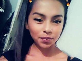 Erotik görüntülü sohbet Candy-Palee