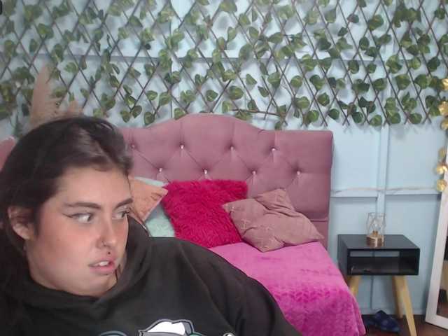 Yayın ekran görüntüleri candy-tay