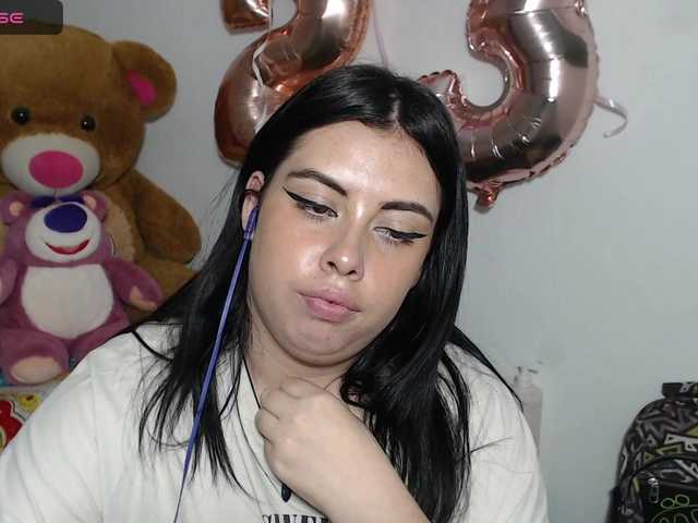 Yayın ekran görüntüleri candy-tay