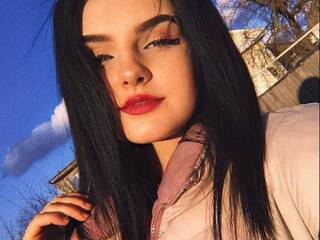 Erotik görüntülü sohbet CarenWillias