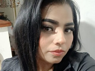 Erotik görüntülü sohbet carlabrunet
