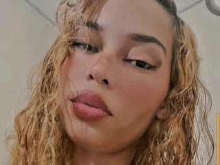 Erotik görüntülü sohbet Carlinha110