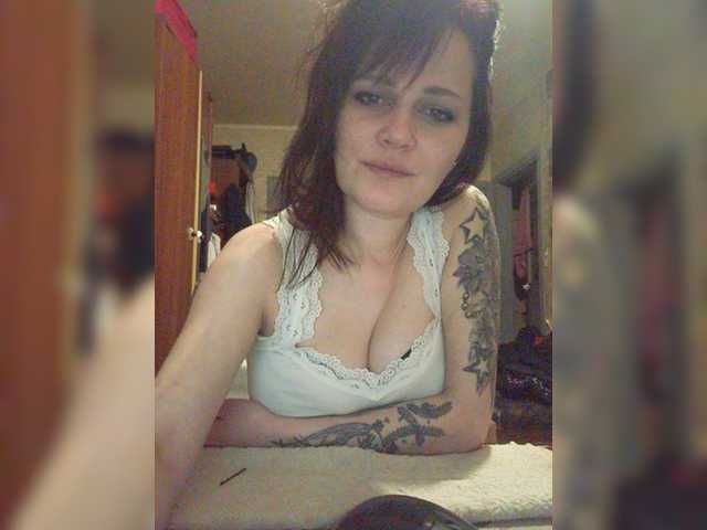 Yayın ekran görüntüleri CarlyLovely