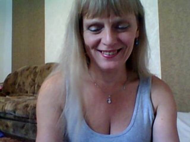 Yayın ekran görüntüleri CarmenLike