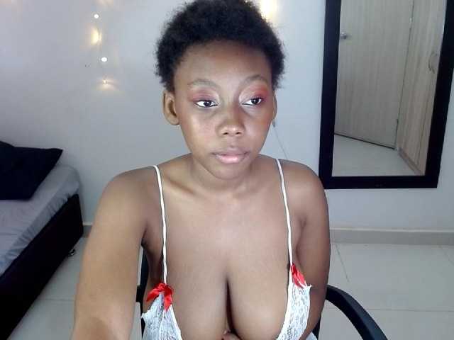 Fotoğraflar CARO18 #18 #latingirl #colombian #blackwomen #bigboobs