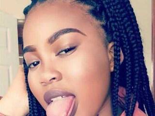 Erotik görüntülü sohbet Carolina-Cutie