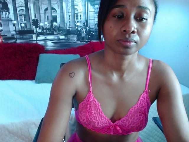 Yayın ekran görüntüleri CarolinnHub